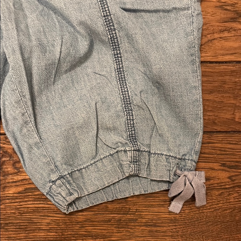 St. John's Bay Blue Jean Cargo Shorts Relaxed Fit - Picture 5 of 8